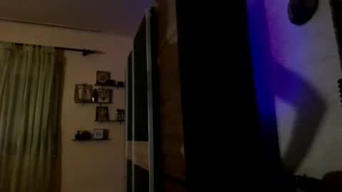 underguy19 online show from December 22, 9:45 pm