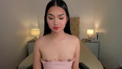 Lily online show from February 12, 10:27 pm