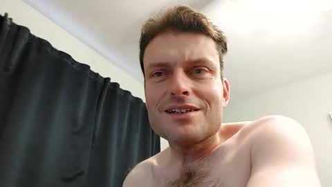 Snapshot of undress_me_ chatting on March 3, 4:46 pm undress me online show from March 3, 4:46 pm
