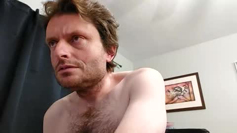 Snapshot of undress_me_ chatting on April 8, 8:20 pm undress me online show from April 8, 8:20 pm