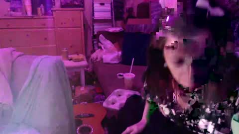 unemployedstripper online show from August 1, 7:29 am