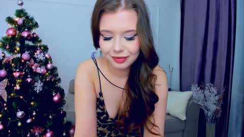 Alice online show from December 24, 7:44 pm