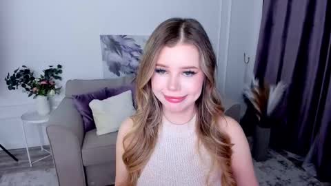 Alice online show from October 4, 7:34 pm