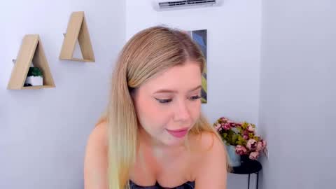 Alice online show from May 16, 8:18 pm