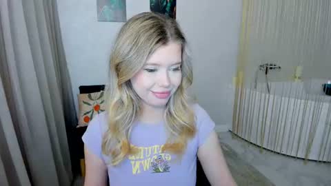 Alice online show from June 18, 7:51 pm