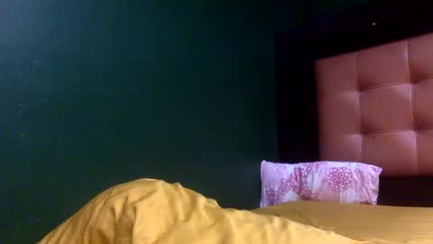 Thiago online show from October 12, 2:43 am