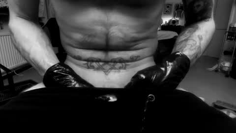 Snapshot of unlitimnaughty_ chatting on January 23, 10:32 am unlitimnaughty_ online show from January 23, 10:32 am