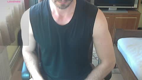 Snapshot of unnamedcock chatting on April 28, 6:51 am unnamedcock online show from April 28, 6:51 am