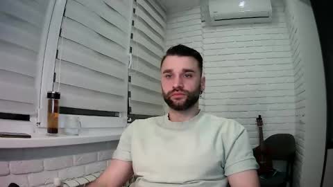 Snapshot of unnknow2024 chatting on April 7, 6:19 pm SlavaVibes online show from April 7, 6:19 pm