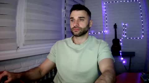 Snapshot of unnknow2024 chatting on April 26, 6:49 pm SlavaVibes online show from April 26, 6:49 pm