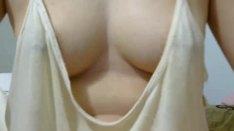 Snapshot of unpenetrated chatting on June 4, 12:00 pm unny online show from June 4, 12:00 pm