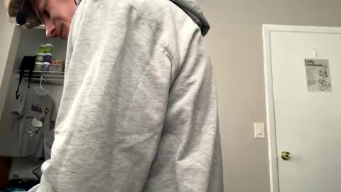 Stepbro online show from January 3, 4:27 pm