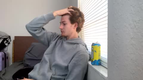 Stepbro online show from January 4, 8:05 pm