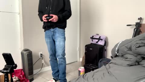Stepbro online show from January 9, 8:44 pm