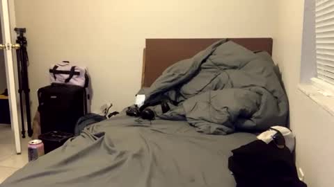 Stepbro online show from January 9, 11:45 pm