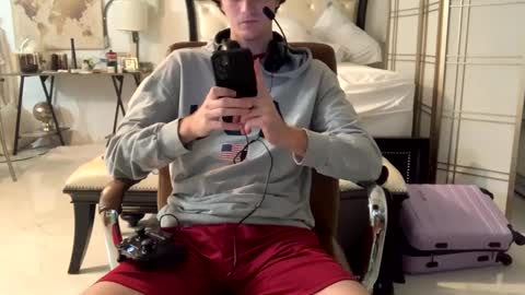 Stepbro online show from February 5, 5:53 pm