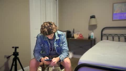 Stepbro online show from October 4, 4:54 am