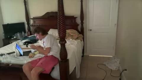 Stepbro online show from November 16, 10:15 pm