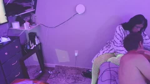 upallnight3654 online show from April 4, 8:56 am