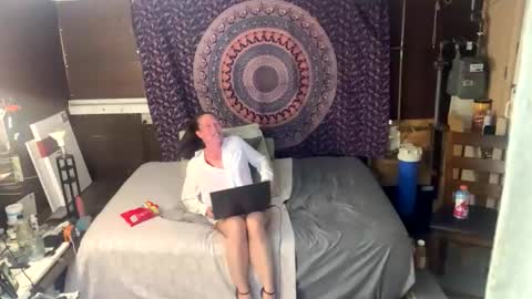 Snapshot of upay_weplay chatting on March 22, 2:37 am Toxic X online show from March 22, 2:37 am