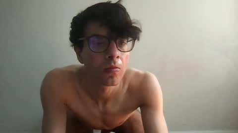 Snapshot of upsetboy chatting on September 8, 4:28 pm deaf mute boy online show from September 8, 4:28 pm