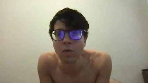 Snapshot of upsetboy chatting on February 18, 7:32 pm deaf mute boy online show from February 18, 7:32 pm
