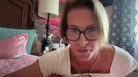 Ur Daylee dose online show from February 4, 8:14 pm