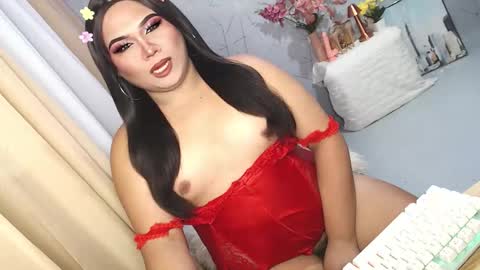 Snapshot of ur_greatest_obsession chatting on February 11, 8:47 pm KENDRA CUTIEE online show from February 11, 8:47 pm