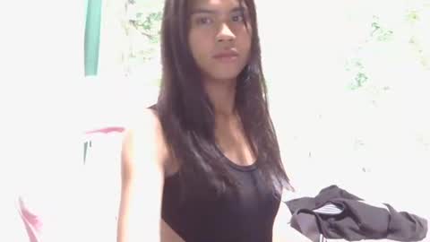 Snapshot of ur_jane69 chatting on April 6, 10:05 am ur_jane69 online show from April 6, 10:05 am