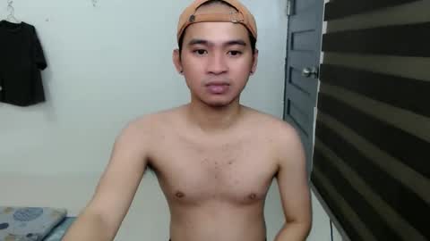 ur_joshuahotnotch online show from April 2, 3:20 pm