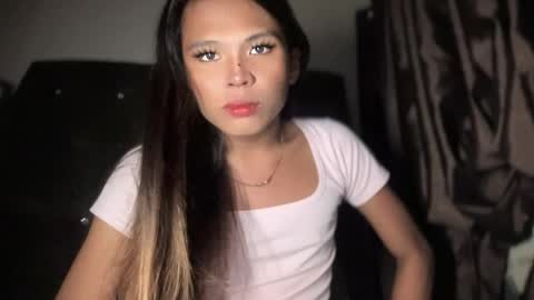 ur_new_obsession online show from May 19, 5:14 am
