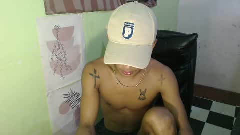 Snapshot of ur_raffy chatting on February 13, 7:03 am ur_raffy online show from February 13, 7:03 am