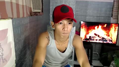 Snapshot of ur_raffy chatting on February 27, 7:26 pm ur_raffy online show from February 27, 7:26 pm