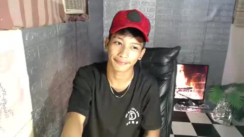 Snapshot of ur_raffy chatting on March 3, 11:56 pm ur_raffy online show from March 3, 11:56 pm