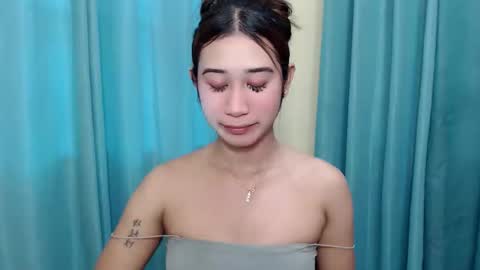 ur_rianlover online show from December 3, 11:03 pm