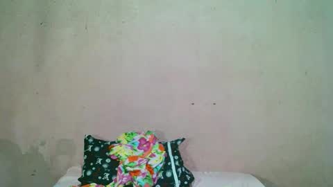 ur_sexybabe_ehra online show from May 12, 10:45 am