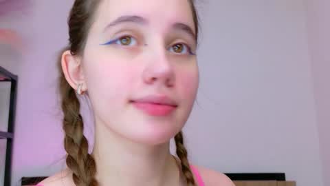 Snapshot of ur_shy_bambi chatting on February 3, 6:22 am Ann online show from February 3, 6:22 am