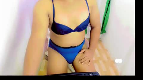 Snapshot of ur_slutstacy chatting on October 19, 2:34 am ur_slutstacy online show from October 19, 2:34 am