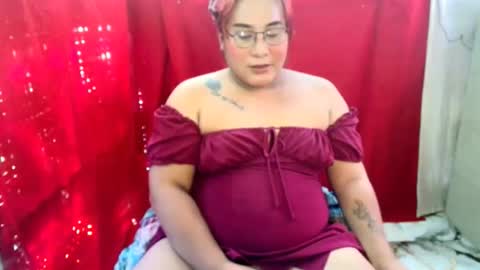 pretitit micole online show from November 4, 5:17 am