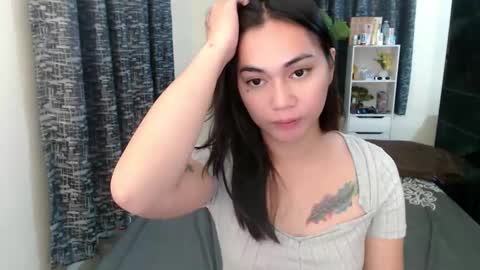 Snapshot of urasian_erica chatting on May 9, 2:33 pm urasian_erica online show from May 9, 2:33 pm