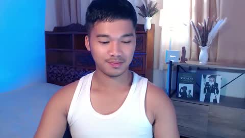 Snapshot of urasian_jpxx chatting on April 10, 9:36 am JAMES online show from April 10, 9:36 am