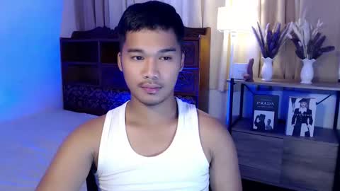 Snapshot of urasian_jpxx chatting on April 11, 9:30 pm JAMES online show from April 11, 9:30 pm