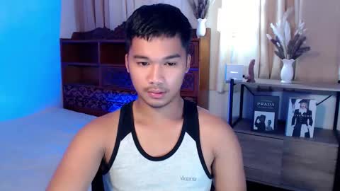 Snapshot of urasian_jpxx chatting on April 12, 9:36 am JAMES online show from April 12, 9:36 am