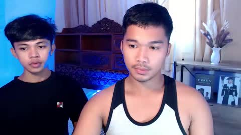 Snapshot of urasian_jpxx chatting on April 13, 12:21 pm JAMES online show from April 13, 12:21 pm