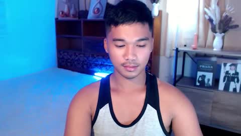 Snapshot of urasian_jpxx chatting on April 17, 2:53 pm JAMES online show from April 17, 2:53 pm