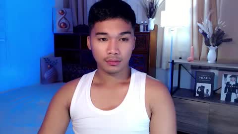 Snapshot of urasian_jpxx chatting on April 25, 2:14 pm JAMES online show from April 25, 2:14 pm