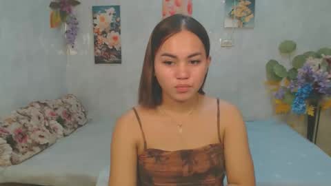 urasian_kat online show from May 2, 11:21 pm