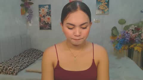 urasian_kat online show from May 9, 9:47 am