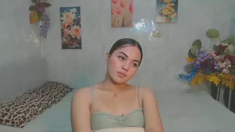 urasian_kat online show from May 14, 3:30 pm
