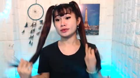 Snapshot of urasian_khalifa21 chatting on July 22, 6:22 pm Shirley online show from July 22, 6:22 pm